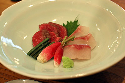 鹿教湯温泉の三水館の料理の「信濃雪鱒と立科牛」