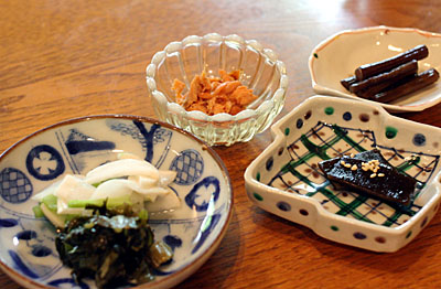 鹿教湯温泉の三水館の朝ご飯「漬け物や佃煮」