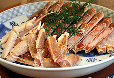刺身でも食べられるカニでお鍋