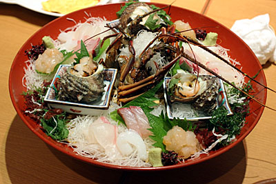 ぱっと見ぃちょっと豪華なお造り盛り合わせ